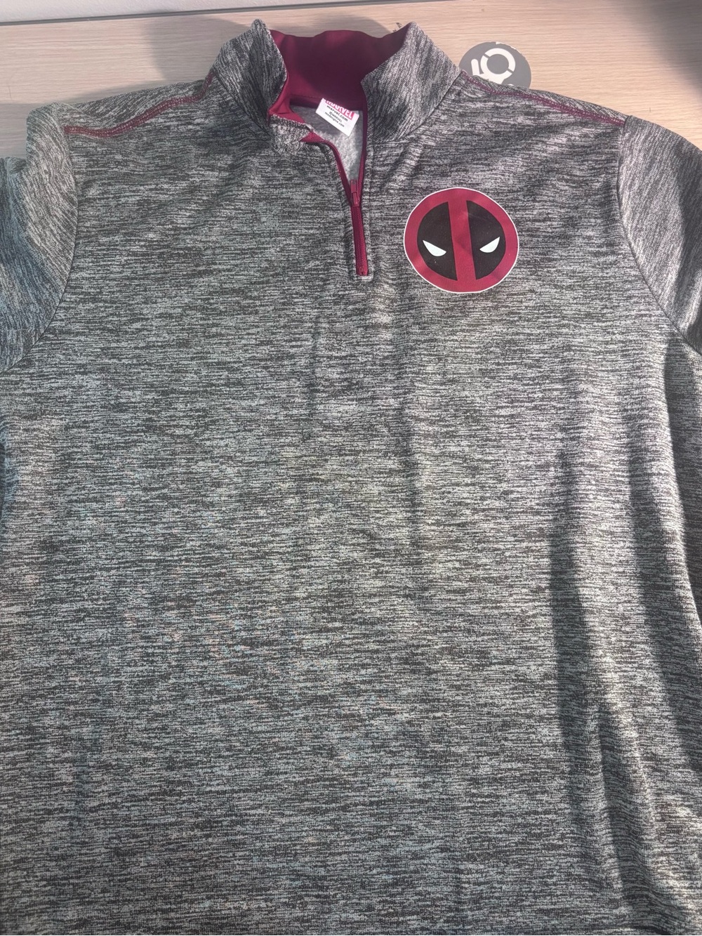 Deadpool Graphic Quarter-Zip Pullover - Gray & Maroon